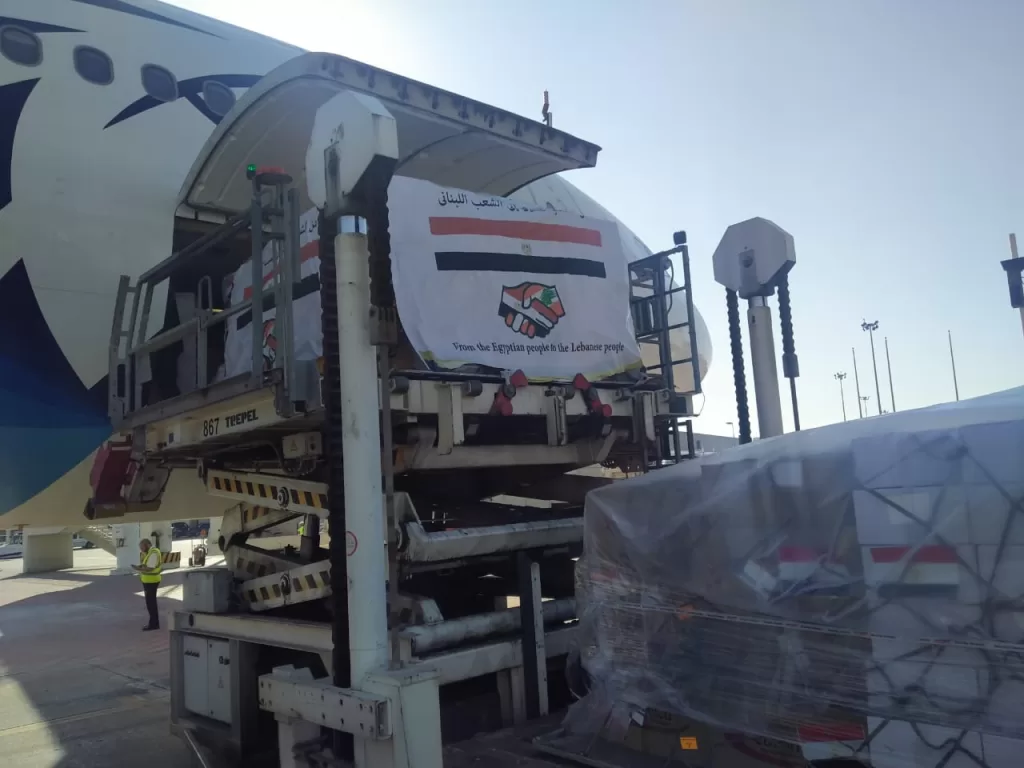 مصر للطيران تجلي ٢٨٦ راكبًا من المصريين العالقين بلبنان إلى أرض الوطن 11 - جريدة الجمهورية WhatsApp Image 2024 10 05 at 9.53.39 PM 2 - جريدة الجمهورية