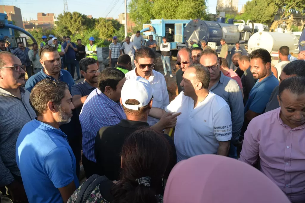 محافظ أسيوط يوجه بسرعة إصلاح التسريب بـ«الطريق الدائري» ويؤكد على متابعته المستمرة للأعمال 8 - جريدة الجمهورية WhatsApp Image 2024 10 06 at 10.19.25 PM - جريدة الجمهورية