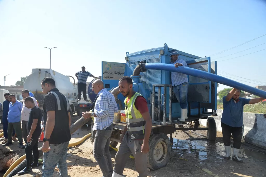 محافظ أسيوط يوجه بسرعة إصلاح التسريب بـ«الطريق الدائري» ويؤكد على متابعته المستمرة للأعمال 15 - جريدة الجمهورية WhatsApp Image 2024 10 06 at 10.19.27 PM - جريدة الجمهورية