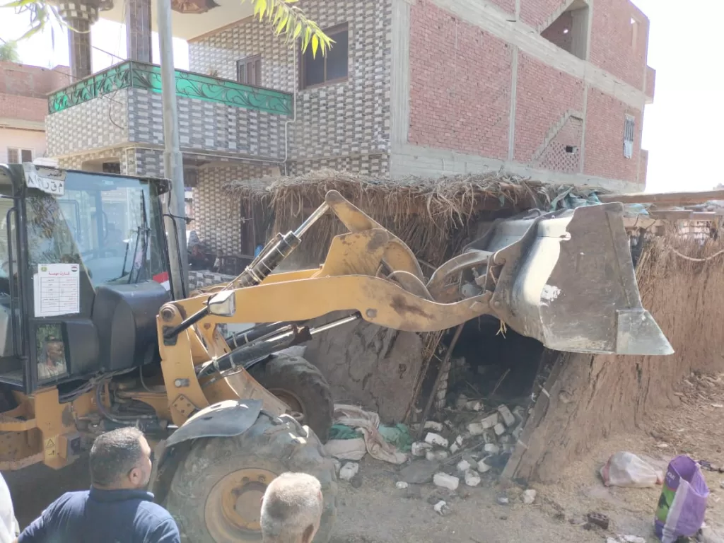 إجراءات صارمة في المنوفية: إحالة مسؤول عن التعديات على الأراضي للنيابة 3 - جريدة الجمهورية WhatsApp Image 2024 10 06 at 3.00.21 PM 2 - جريدة الجمهورية