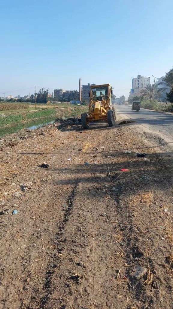 رفع كفاءة الطرق في الرياض بكفر الشيخ ضمن مبادرة «بداية جديدة» 3 - جريدة الجمهورية WhatsApp Image 2024 10 07 at 10.58.21 AM 1 - جريدة الجمهورية