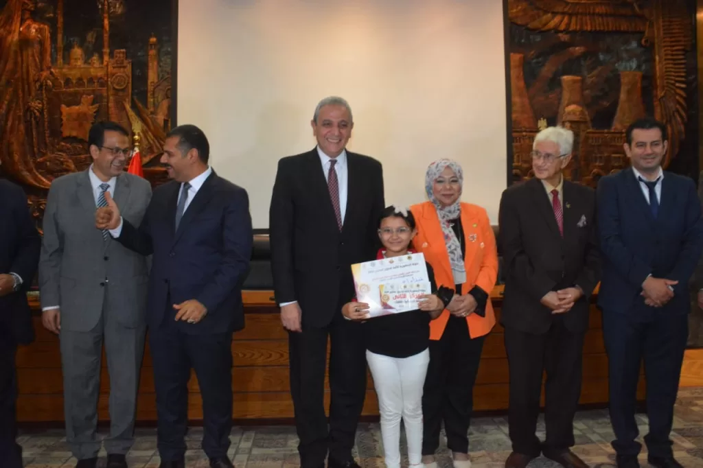 محافظ الغربية يشجع المواهب الشابة ويكرم أبطال الشطرنج 7 - جريدة الجمهورية WhatsApp Image 2024 10 07 at 11.51.17 PM - جريدة الجمهورية