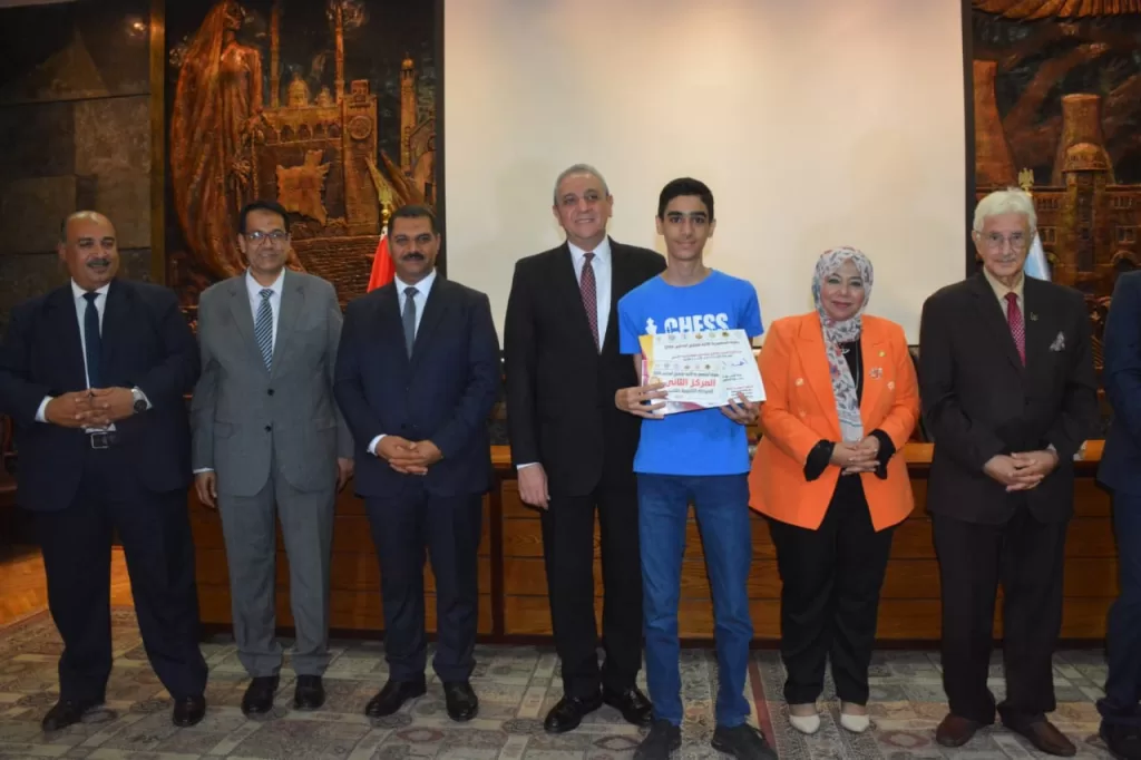 محافظ الغربية يشجع المواهب الشابة ويكرم أبطال الشطرنج 17 - جريدة الجمهورية WhatsApp Image 2024 10 07 at 11.51.21 PM 1 - جريدة الجمهورية