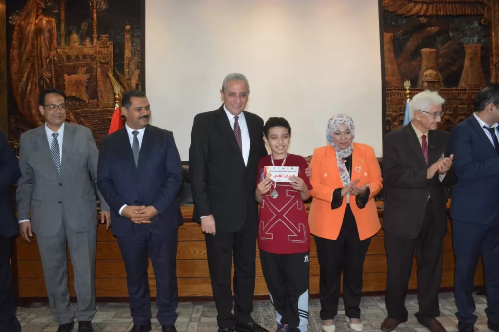 محافظ الغربية يشجع المواهب الشابة ويكرم أبطال الشطرنج 24 - جريدة الجمهورية WhatsApp Image 2024 10 07 at 11.51.23 PM 2 - جريدة الجمهورية