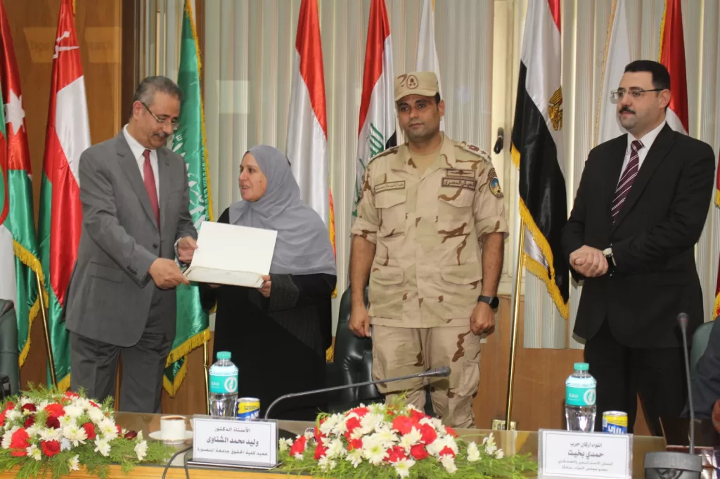 حقوق المنصورة تحتفي بأبطال أكتوبر: تأكيد على الهوية الوطنية وغرس قيم البطولة والتضحية في الطلاب 6 - جريدة الجمهورية WhatsApp Image 2024 10 07 at 6.38.12 PM - جريدة الجمهورية