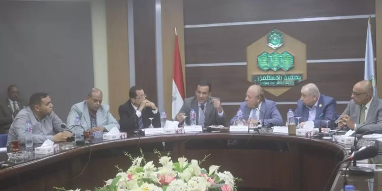 مستقبل العاشر من رمضان على طاولة المستثمرين