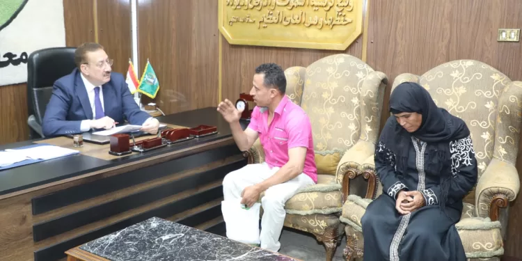 توجيهات عاجلة من محافظ المنوفية للبت في شكاوى المواطنين