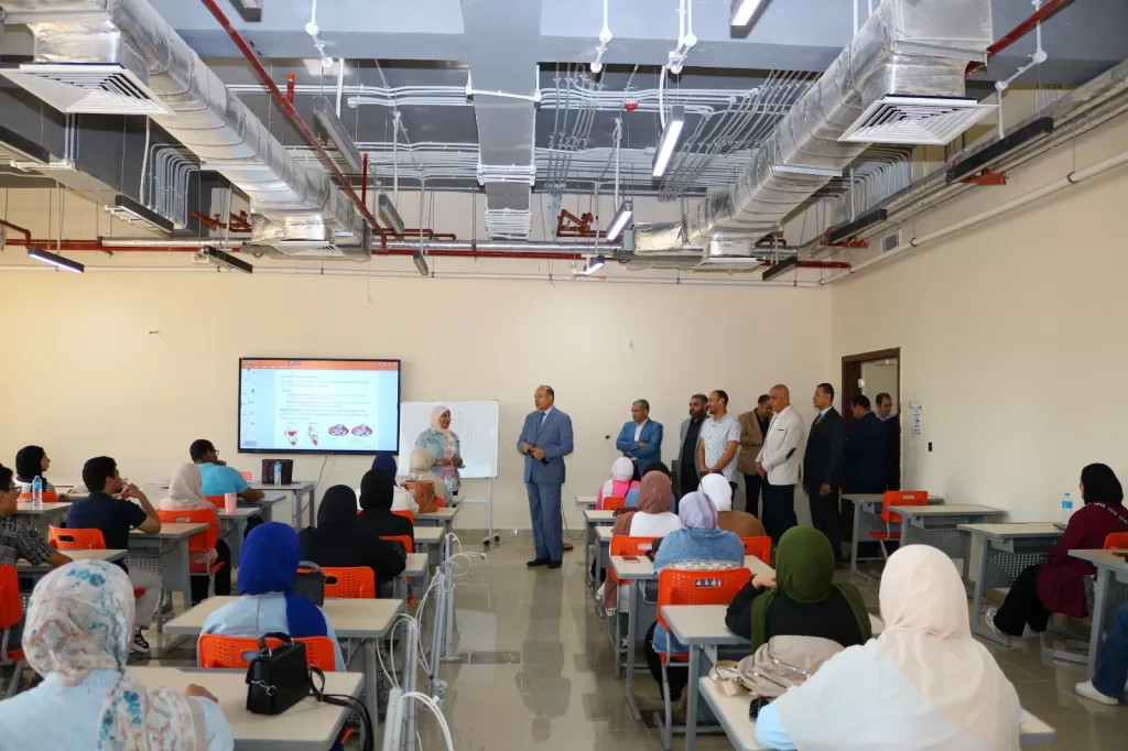 جولة تفقدية شاملة لرئيس جامعة المنصورة الأهلية 13 - جريدة الجمهورية WhatsApp Image 2024 10 08 at 3.03.35 PM - جريدة الجمهورية