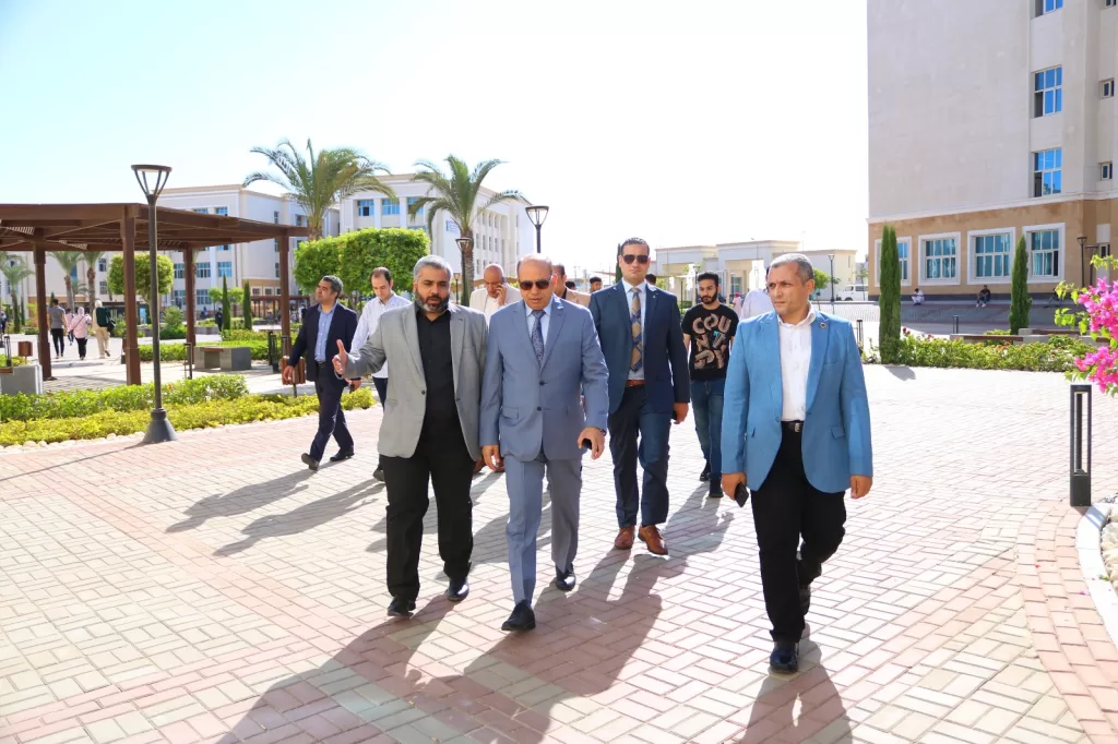 جولة تفقدية شاملة لرئيس جامعة المنصورة الأهلية 21 - جريدة الجمهورية WhatsApp Image 2024 10 08 at 3.03.38 PM 1 - جريدة الجمهورية