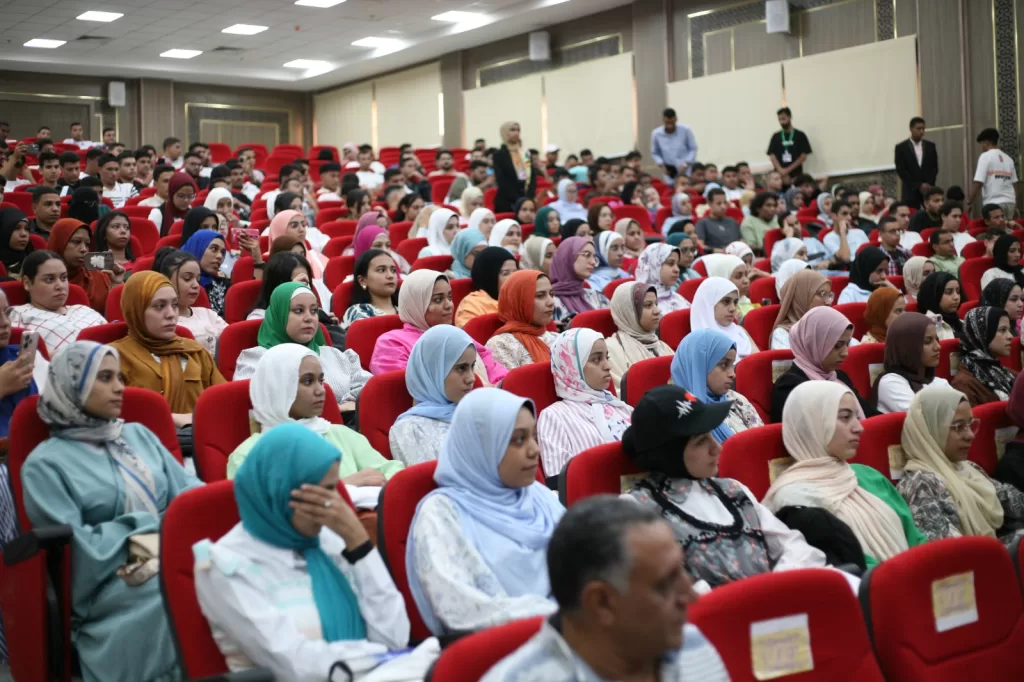 رئيس جامعة جنوب الوادي يوجه رسالة تحفيزية لطلاب العلاج الطبيعي الجدد في حفل استقبال مميز 3 - جريدة الجمهورية WhatsApp Image 2024 10 08 at 5.19.27 PM 2 - جريدة الجمهورية