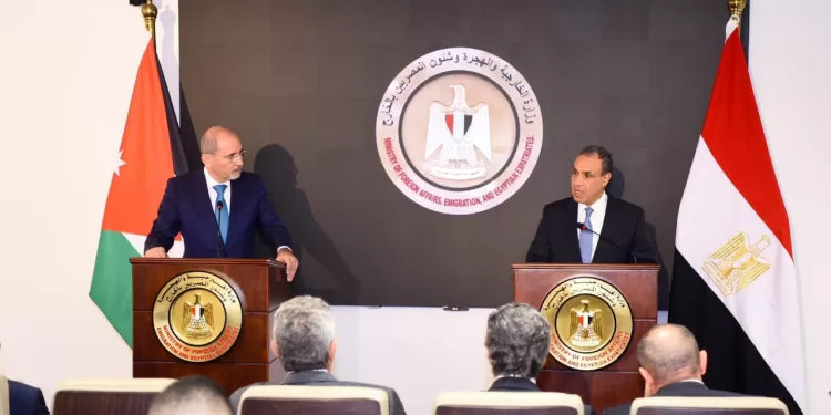 وزير الخارجية: هناك تطابق كامل في الرؤى مع الأردن في التعامل مع أزمات المنطقة 1 - جريدة الجمهورية وزير الخارجية: هناك تطابق كامل في الرؤى مع الأردن في التعامل مع أزمات المنطقة