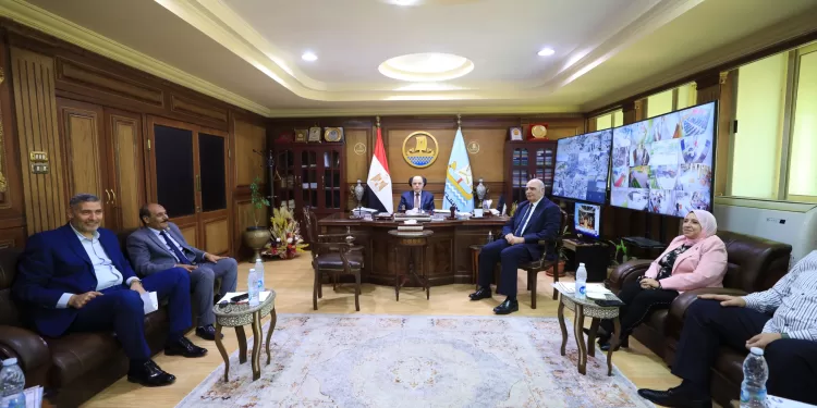 محافظ كفر الشيخ يجتمع بنواب الشعب لمناقشة تحديات المحافظة 1 - جريدة الجمهورية «بشته» نجم مشروع كفر الشيخ ينضم للمنتخب الوطني لكرة السلة