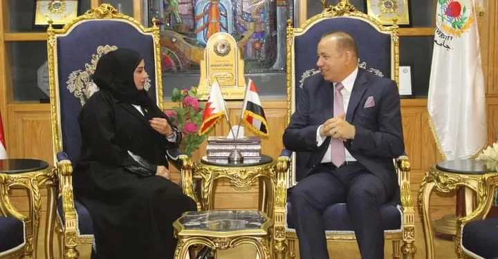نافذة على البحرين: جامعة المنصورة تفتح أبوابها للتعاون الأكاديمي