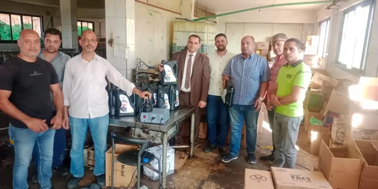 ضبط 36 طن زيت سيارات مغشوشة في حملة مكبرة بالبدرشين