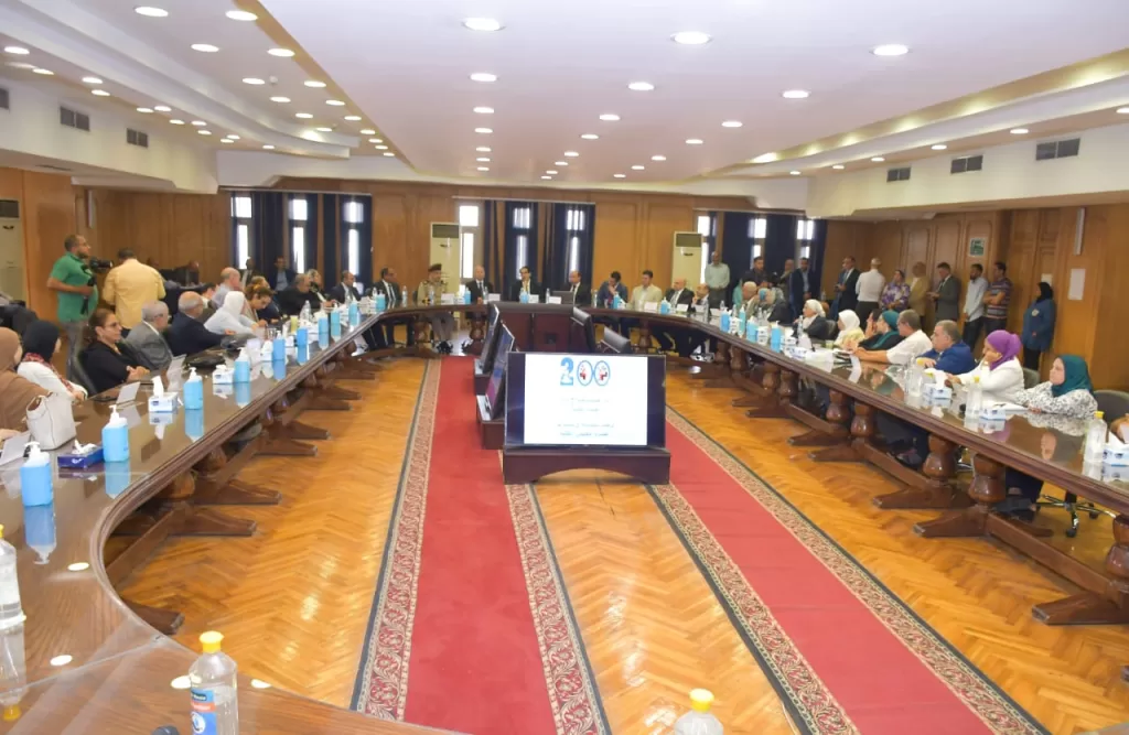 رئيس جامعة القاهرة يؤكد على أهمية التخطيط العلمي في تطوير مستشفى قصر العيني 5 - جريدة الجمهورية WhatsApp Image 2024 10 16 at 12.19.22 PM 3 - جريدة الجمهورية