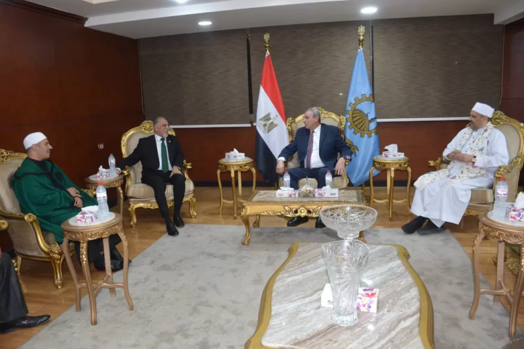 محافظ الغربية يشارك الألاف في احتفال روحاني بذكرى مولود السيد البدوي 26 - جريدة الجمهورية WhatsApp Image 2024 10 17 at 12.11.17 AM 4 - جريدة الجمهورية