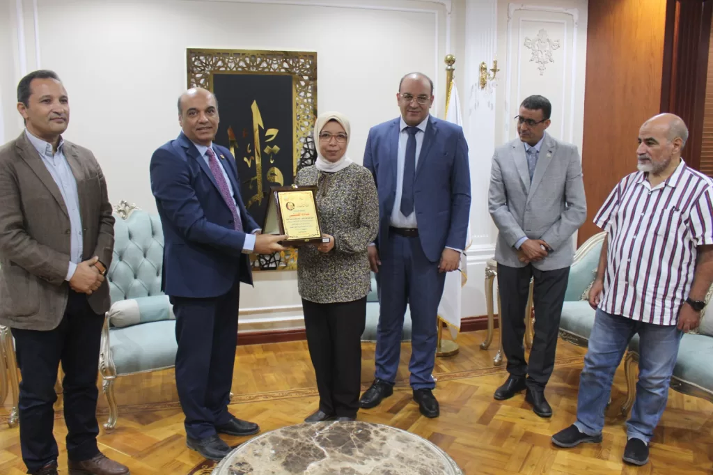 صحة الدقهلية وطب المنصورة توقعان بروتوكولًا للحد من عمليات القيصرية وتشجيع الولادة الطبيعية 24 - جريدة الجمهورية WhatsApp Image 2024 10 17 at 12.29.08 PM - جريدة الجمهورية