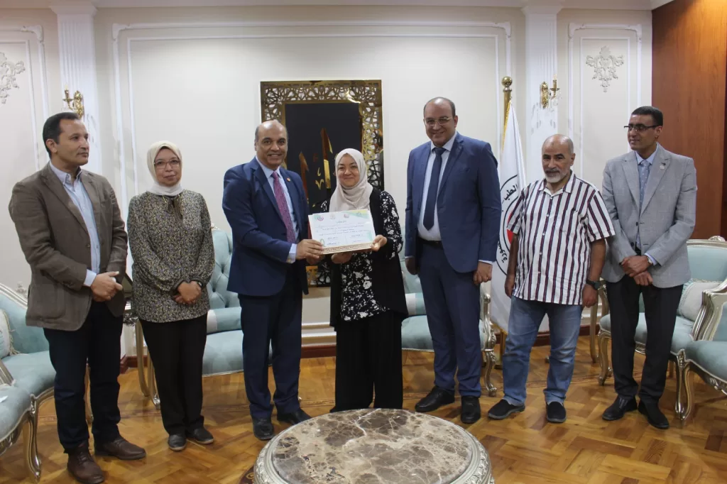 صحة الدقهلية وطب المنصورة توقعان بروتوكولًا للحد من عمليات القيصرية وتشجيع الولادة الطبيعية 25 - جريدة الجمهورية WhatsApp Image 2024 10 17 at 12.29.09 PM 1 - جريدة الجمهورية