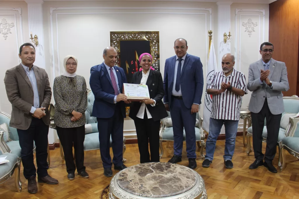 صحة الدقهلية وطب المنصورة توقعان بروتوكولًا للحد من عمليات القيصرية وتشجيع الولادة الطبيعية 29 - جريدة الجمهورية WhatsApp Image 2024 10 17 at 12.29.09 PM - جريدة الجمهورية
