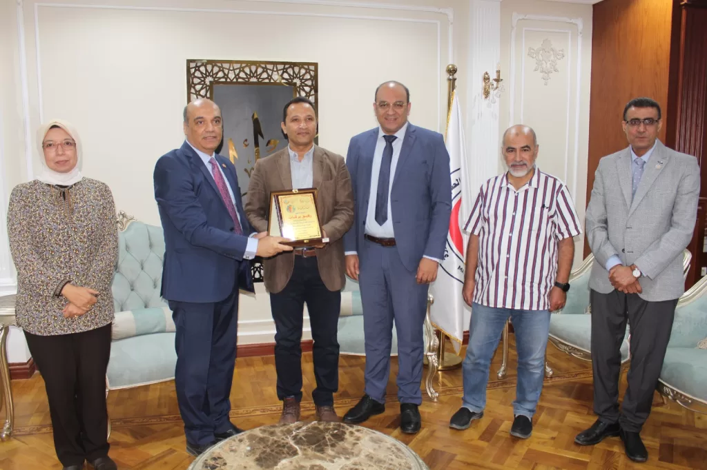 صحة الدقهلية وطب المنصورة توقعان بروتوكولًا للحد من عمليات القيصرية وتشجيع الولادة الطبيعية 35 - جريدة الجمهورية WhatsApp Image 2024 10 17 at 12.29.11 PM - جريدة الجمهورية