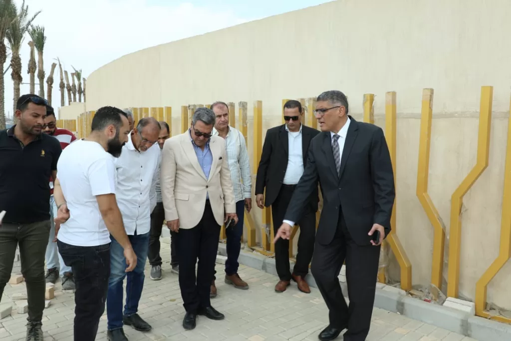 محافظ الجيزة يتابع أعمال تطوير محيط المتحف المصري الكبير ويؤكد على الجودة واستمرار رفع المخلفات 2 - جريدة الجمهورية WhatsApp Image 2024 10 17 at 3.03.43 PM 1 - جريدة الجمهورية