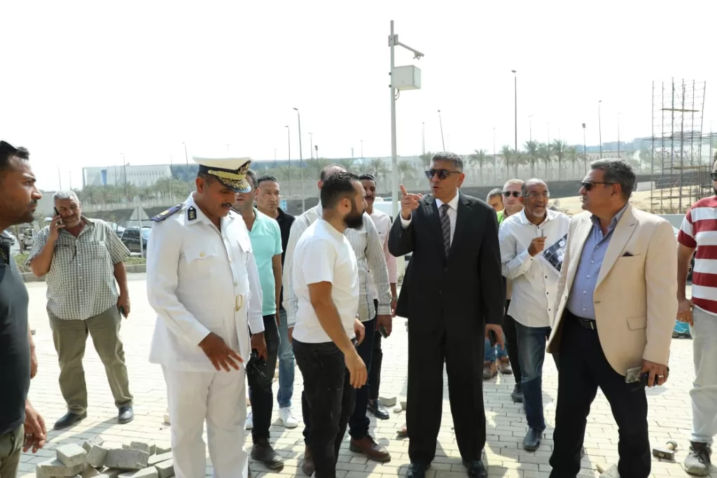 محافظ الجيزة يتابع أعمال تطوير محيط المتحف المصري الكبير ويؤكد على الجودة واستمرار رفع المخلفات 4 - جريدة الجمهورية WhatsApp Image 2024 10 17 at 3.03.44 PM 1 - جريدة الجمهورية