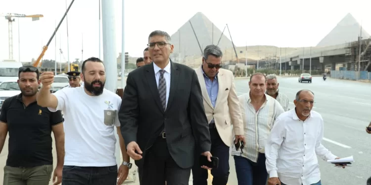 محافظ الجيزة يتابع أعمال تطوير محيط المتحف المصري الكبير ويؤكد على الجودة واستمرار رفع المخلفات 1 - جريدة الجمهورية محافظ الجيزة يتابع أعمال تطوير محيط المتحف المصري الكبير ويؤكد على الجودة واستمرار رفع المخلفات