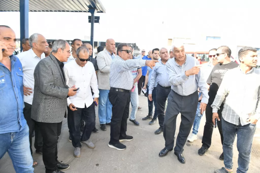 جولة تفقدية مفاجئة لمحافظ الدقهلية على محطات الوقود.. خط ساخن لتلقي شكاوى المواطنين بشأن الأسعار 10 - جريدة الجمهورية WhatsApp Image 2024 10 18 at 2.37.57 PM 1 - جريدة الجمهورية