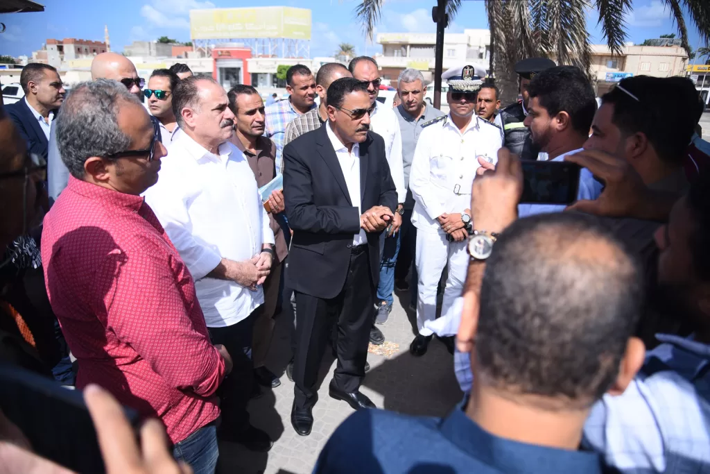 محافظ مطروح يوجه بتكثيف الرقابة على المواقف والالتزام بالتعريفة الجديدة 5 - جريدة الجمهورية WhatsApp Image 2024 10 18 at 5.06.01 PM 2 - جريدة الجمهورية