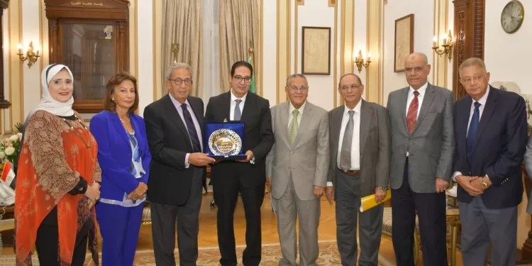 طلاب هندسة القاهرة يبدعون ويحصدون المركز الأول في مسابقة المياه العالمية