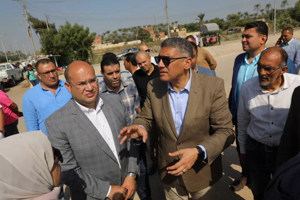 محافظ الجيزة يُطلق حملة لتطوير الطرق والمحاور المرورية 16 - جريدة الجمهورية WhatsApp Image 2024 10 19 at 3.23.26 PM 1 - جريدة الجمهورية