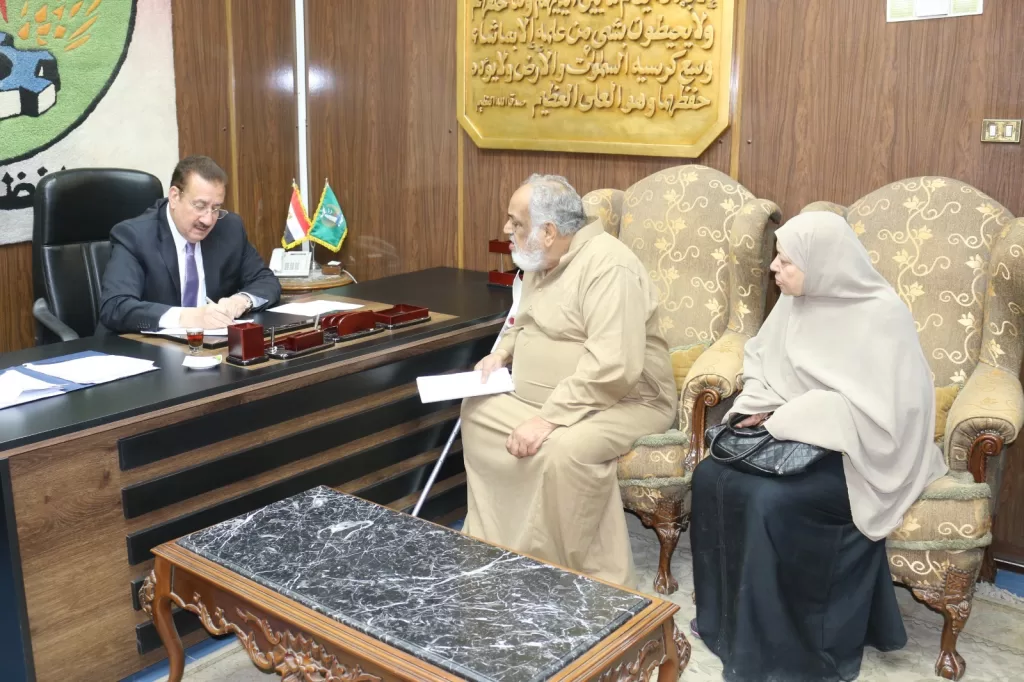 صوت المواطن يصل إلى المحافظ .. حلول عاجلة لشكاوى المواطنين في المنوفية 5 - جريدة الجمهورية WhatsApp Image 2024 10 20 at 12.15.48 PM 1 - جريدة الجمهورية