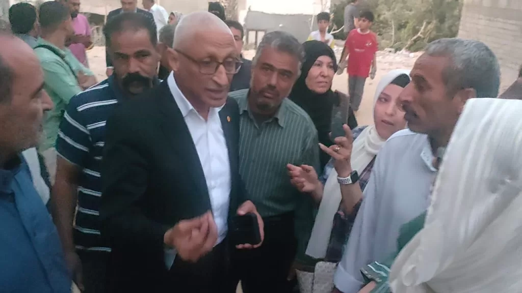 في جولة تفقدية.. محافظ شمال سيناء يؤكد على سرعة تنفيذ المشروعات الخدمية في حي الريسة 3 - جريدة الجمهورية WhatsApp Image 2024 10 21 at 10.24.20 PM - جريدة الجمهورية