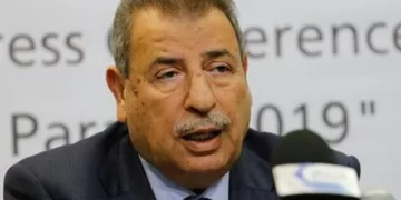 السفير الفلسطيني ورئيس مكتب الأونروا بالقاهرة يناقشان سبل تعزيز الخدمات المقدمة للاجئين الفلسطينيين