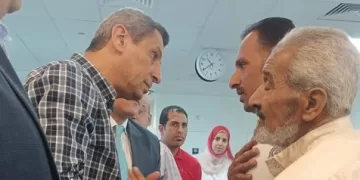 كشف مجاني على العيون وتوزيع أدوية بالسويس