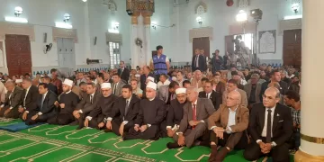 وزير الأوقاف والمفتي يهنئان أهل السويس بالعيد القومي