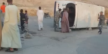 إصابة 16 في حادث انقلاب أتوبيس بدير المعلق بأبنوب