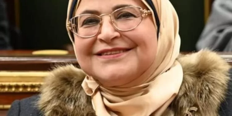 نواب يطالبون بحل جذري لـ«أزمة تصالح» عيادات الأطباء