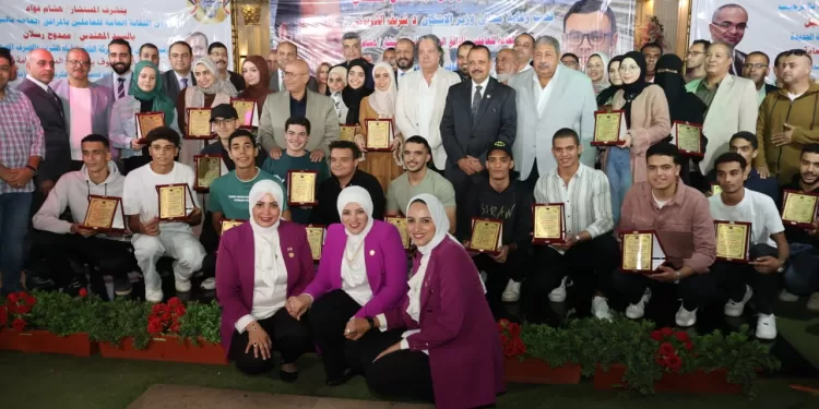 مبادرة بناء الإنسان تحقق وعدها: مكافأة نهاية الخدمة تسعد العاملين في مياه الشرب والصرف الصحي