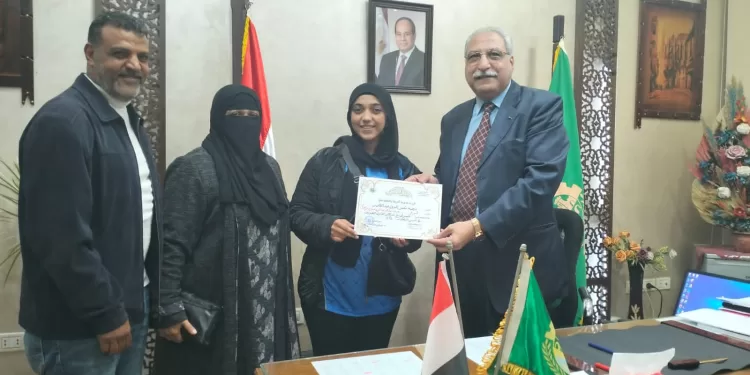 «الجمهورية» ترصد الفرحة في منزل رحمة نصر الدين بطلة طوخ في تنس الطاولة