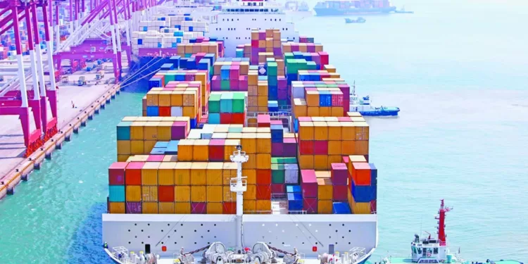 الجمهورية الأسبوعى» تسأل: هل يمكن حدوثه.. ومتى ينجح؟ حلم الـ «100» مليار دولار صادرات.. كيف يتحقق؟