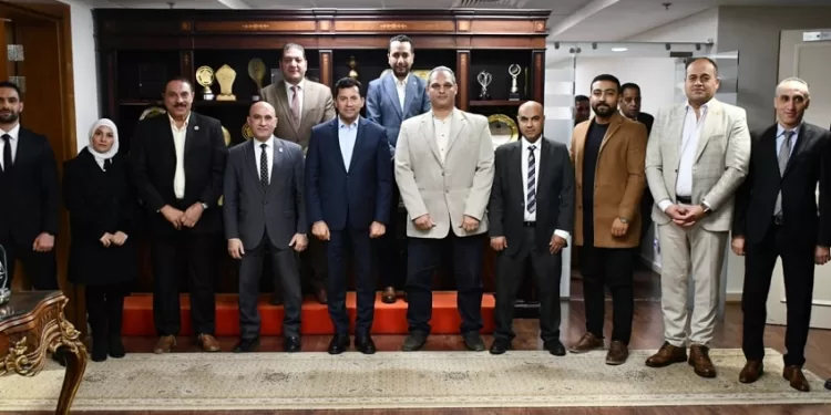 صبحي يدعم رفع الأثقال.. لقاء مثمر مع المجلس الجديد