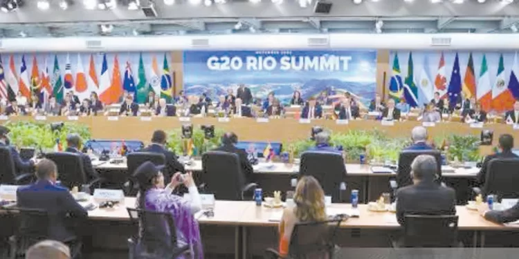 مواجهة التحديات.. زيادة التبادل التجارى.. وأسواق جديدة للمنتجات 1 - جريدة الجمهورية مواجهة التحديات.. زيادة التبادل التجارى.. وأسواق جديدة للمنتجات