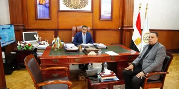 محافظ مطروح يعتمد كشوف «كارت الفلاح» لمزارعي سيوة لدعم المستلزمات الزراعية
