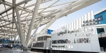 مطار القاهرة يشهد انتعاشة كبيرة في حركة التشغيل بسفر ووصول 90 ألف راكب