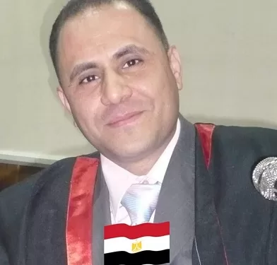 عمرو نحلة يثري الساحة الأكاديمية بحصوله على درجة الأستاذية في الإعلام