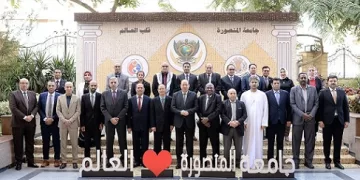 بحضور سفراء وملحقين ثقافيين.. جامعة المنصورة تنظم اليوم التَّعريفي للطلاب الوافدين