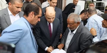 عبد المعطى يلتقي أهالى كفرالشيخ.. ويوجه بالتواصل معهم وحل مشاكلهم ميدانيًّا