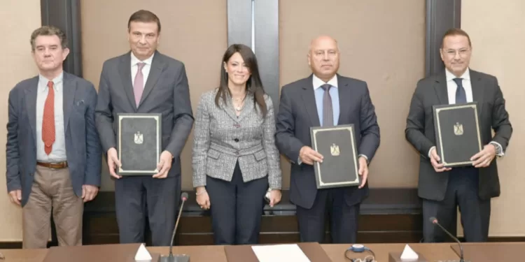 توقيع المرحلة الثانية من وثيقة «القطن المصرى» مع «اليونيدو» 1 - جريدة الجمهورية رئيس النادى ينفى أنباء حرمان الفريق من اللعب بالدورى