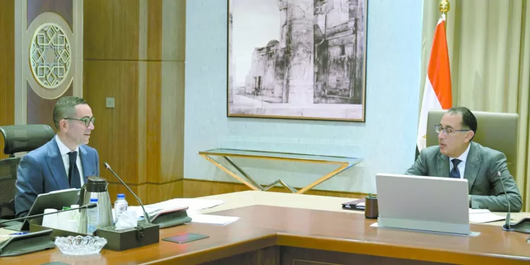 الحكومة تناقش جهود «صندوق مصر السيادى» لجذب الاستثمارات 1 - جريدة الجمهورية صلاح: العقلية والإصرار سر النجاح